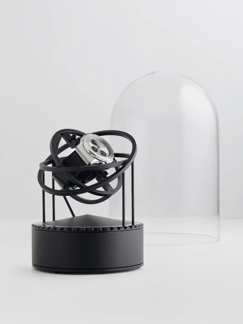 Bernard Favre x MONOCHROME - Planet - Remontoir de montres - Noir