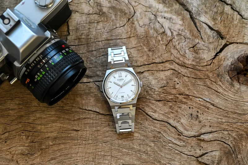MONOCHROME Montre de Souscription 2