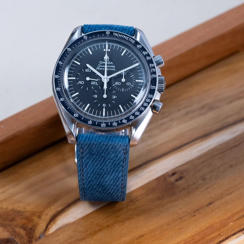 Bracelet de montre suède bleu canard denim