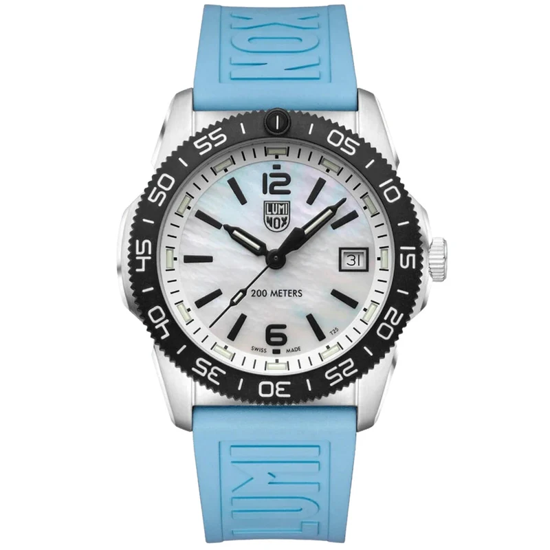Luminox Pacific Diver 39mm Mother Of Pearl Dial Rubber Quartz Watch XS.3124M