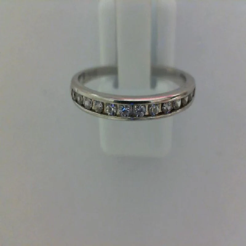 Alliances Demi-Tour – Pierres Serties Micro-Pavé Diamants Blancs – Or Jaune 18 Carats