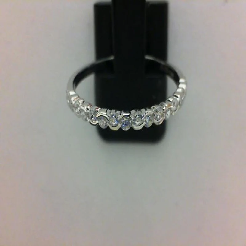 Alliances Demi-Tour Pierres Diamant Serti Griffes Satinée Polie Fine – Or 18 Carats