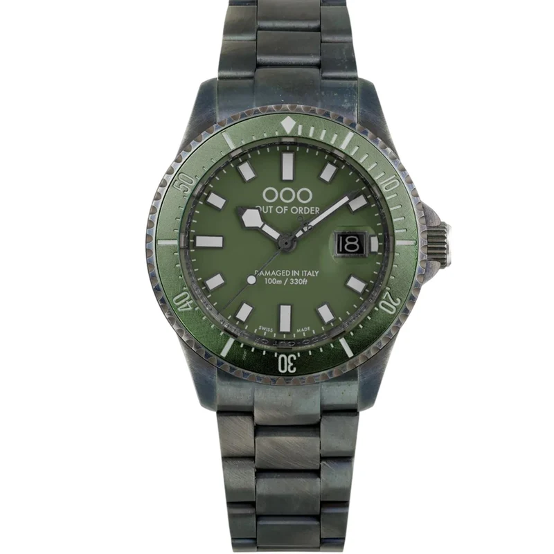 Out of Order Verde Oliva Casanova Ultra Distressed Quartz Green Dial Steel Strap Men's Watch OOO.001-27.VE